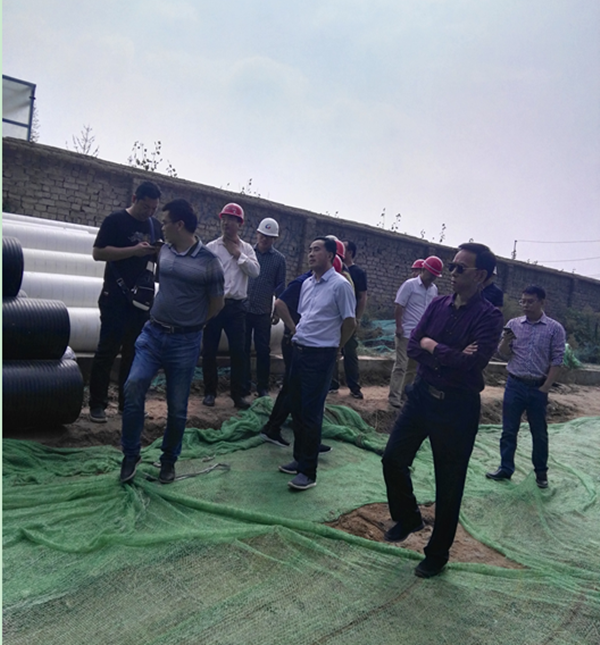 公司柳林安置区项目(龙源嘉苑)开展节前工程进度检查和安全维稳宣讲工作